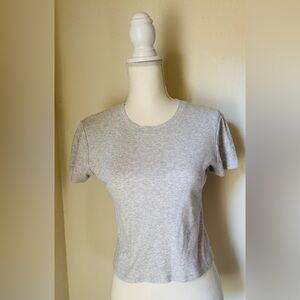 Brandy Melville John Galt Gray Women's Short Sleeve Tee | One Size